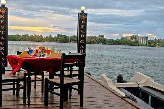 Hemadan Restaurant & Beer Garden